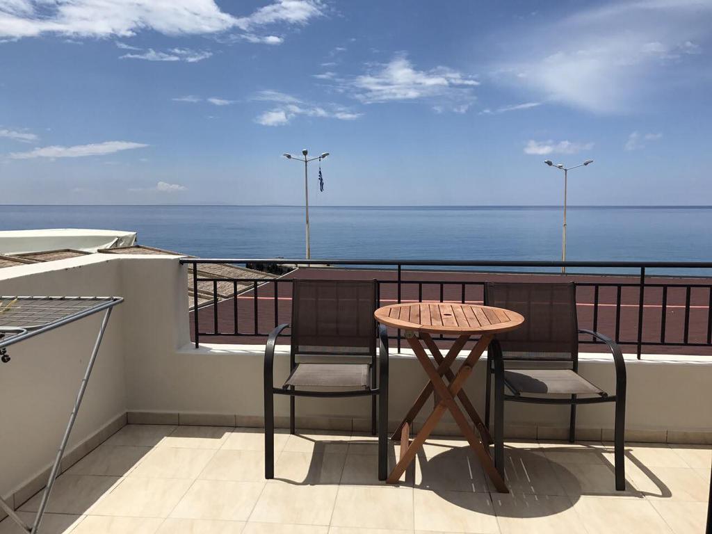 Paralia Guest House 阿吉亚努美利 外观 照片