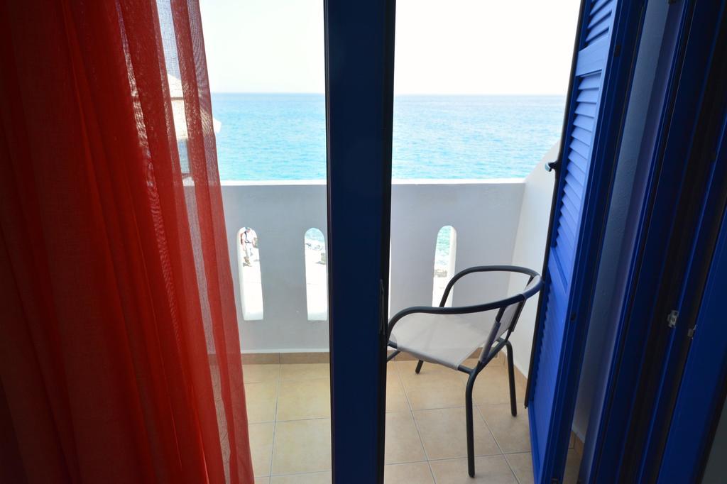 Paralia Guest House 阿吉亚努美利 外观 照片